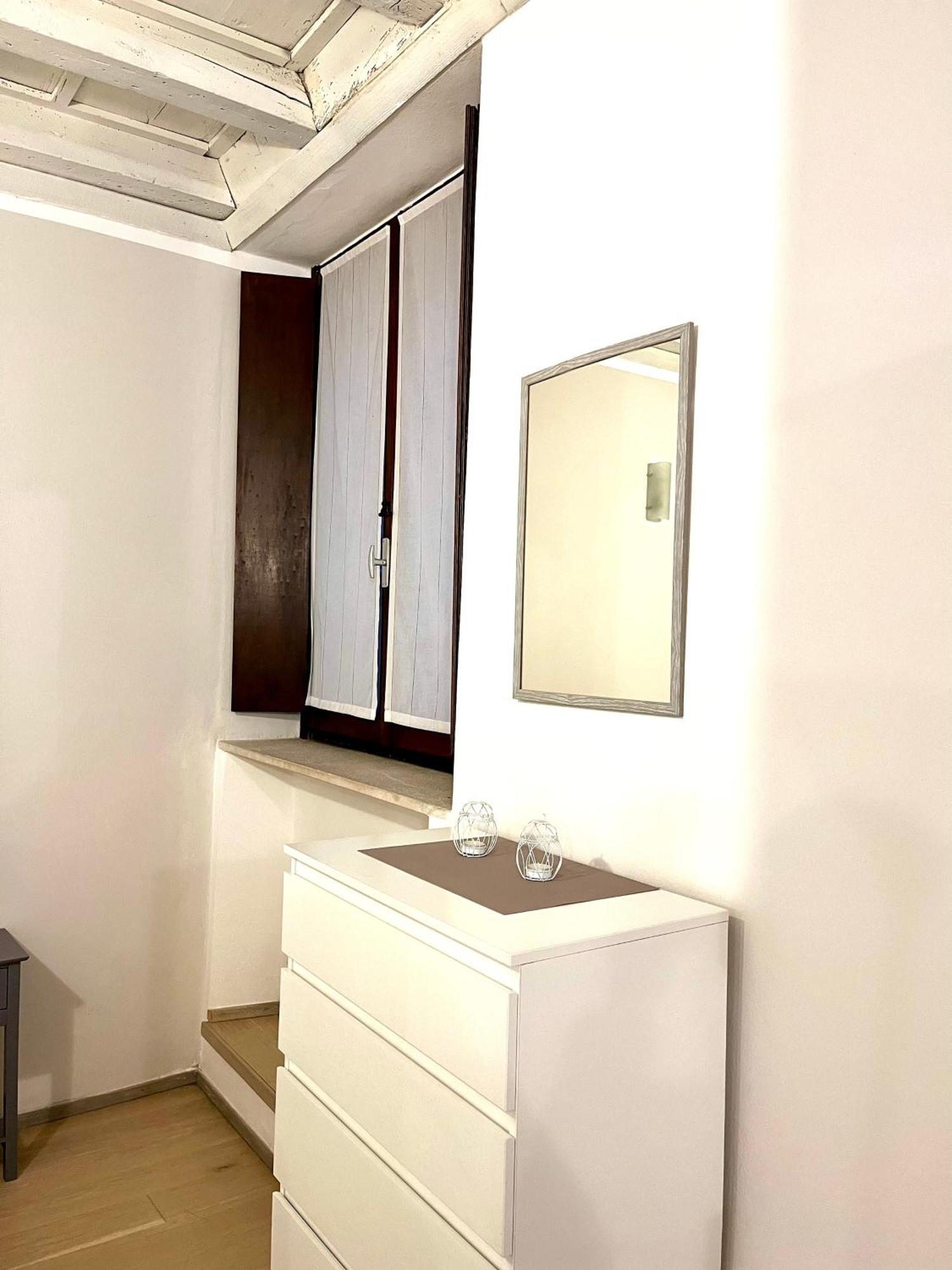 Residenza Serena Suite-Centro Storico Мантуя Экстерьер фото